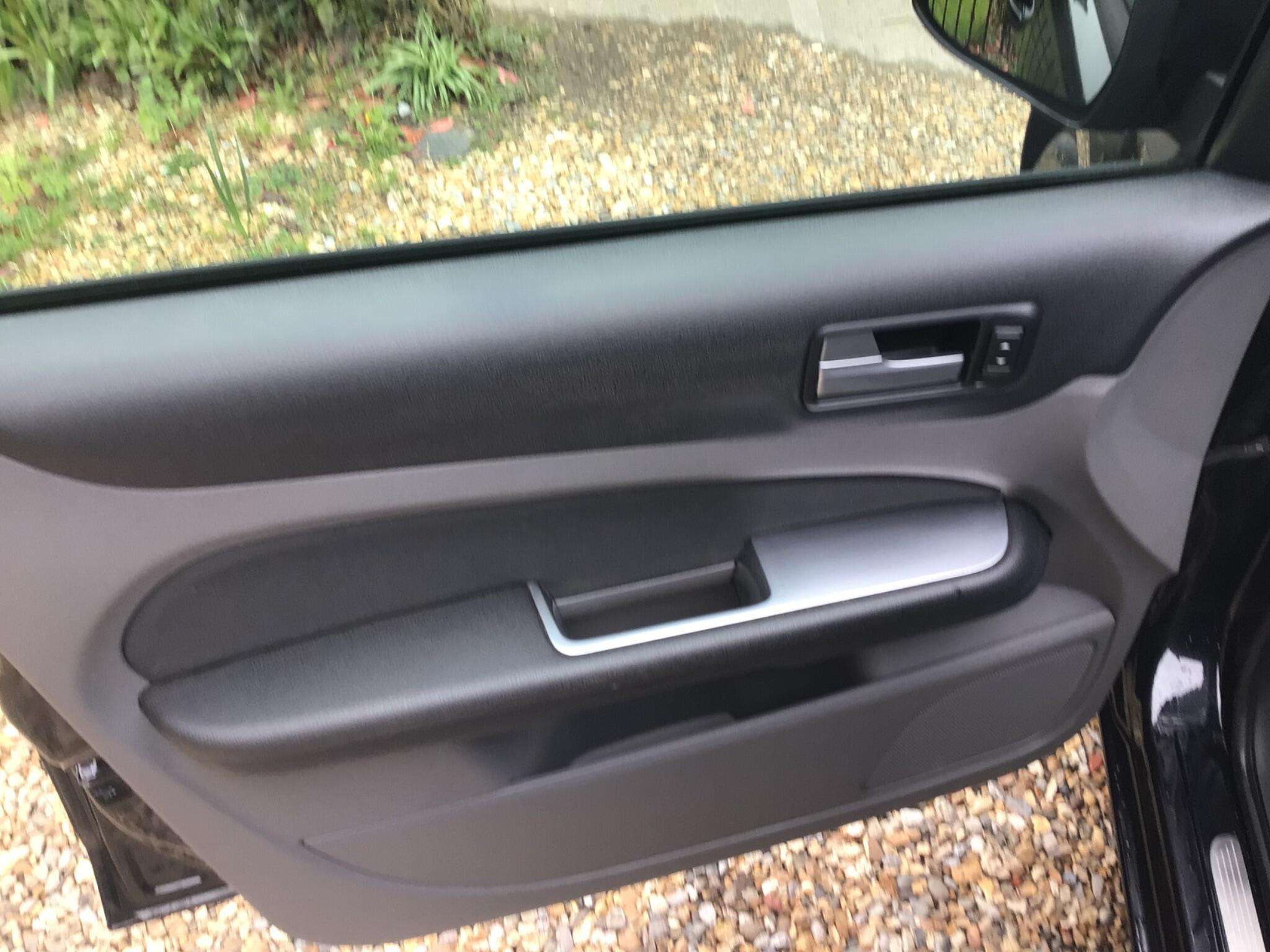 2010 FORD FOCUS 2010 FORD FOCUS