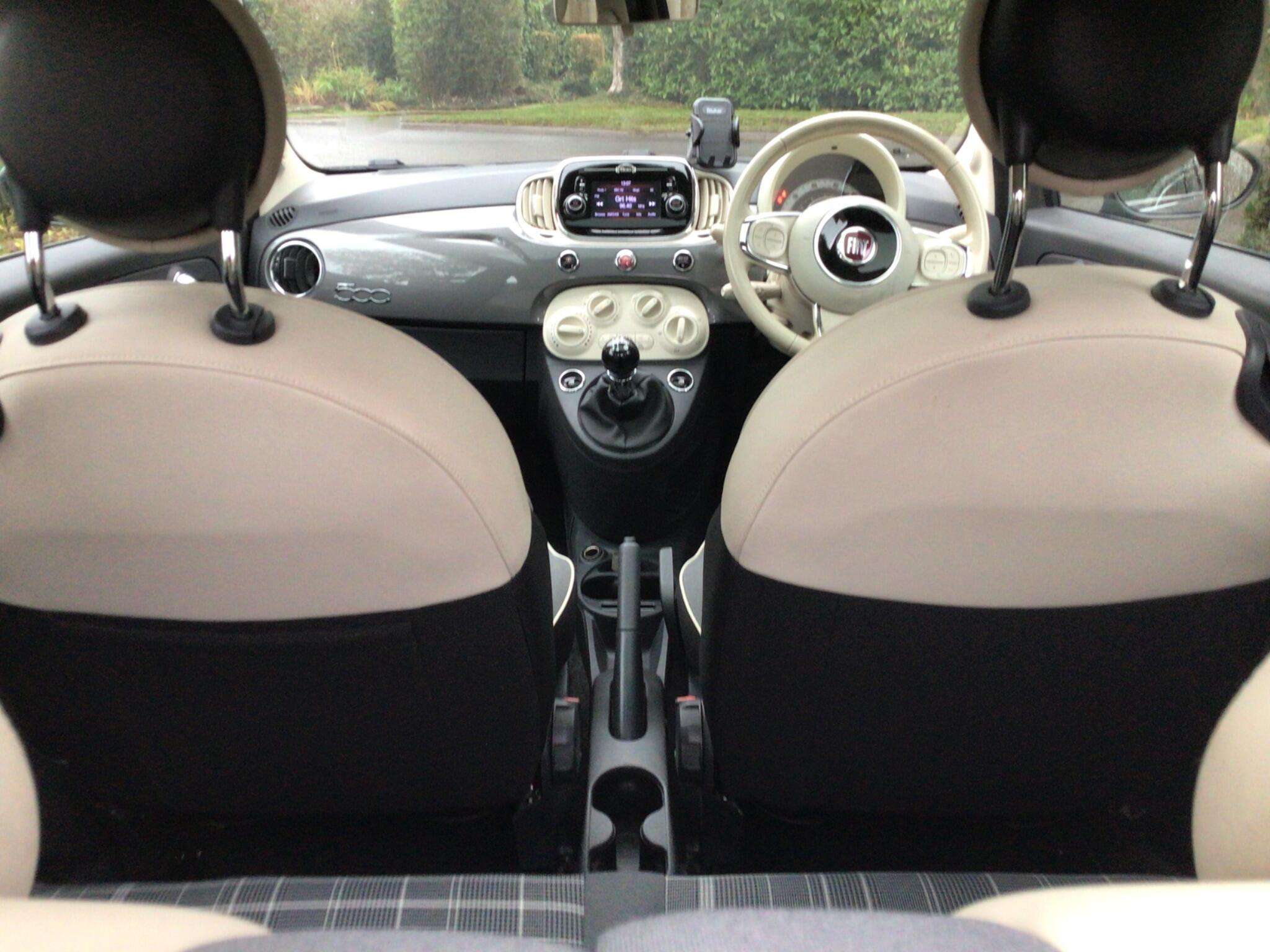 2017 FIAT 500 2017 FIAT 500