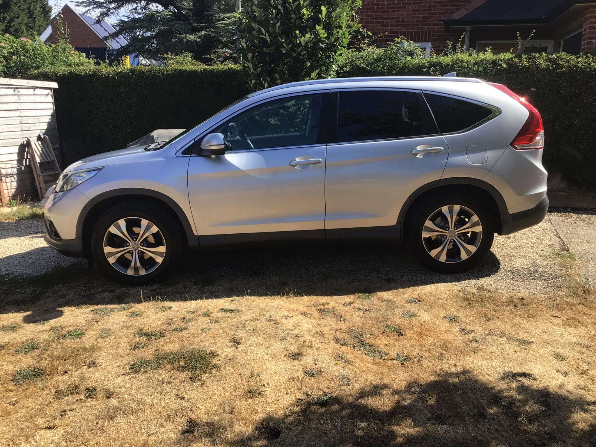 A 2012 HONDA CR-V 2.0 i-VTEC SR 4WD Euro 5 (s/s) 5dr A 2012 HONDA CR-V 2.0 i-VTEC SR 4WD Euro 5 (s/s) 5dr