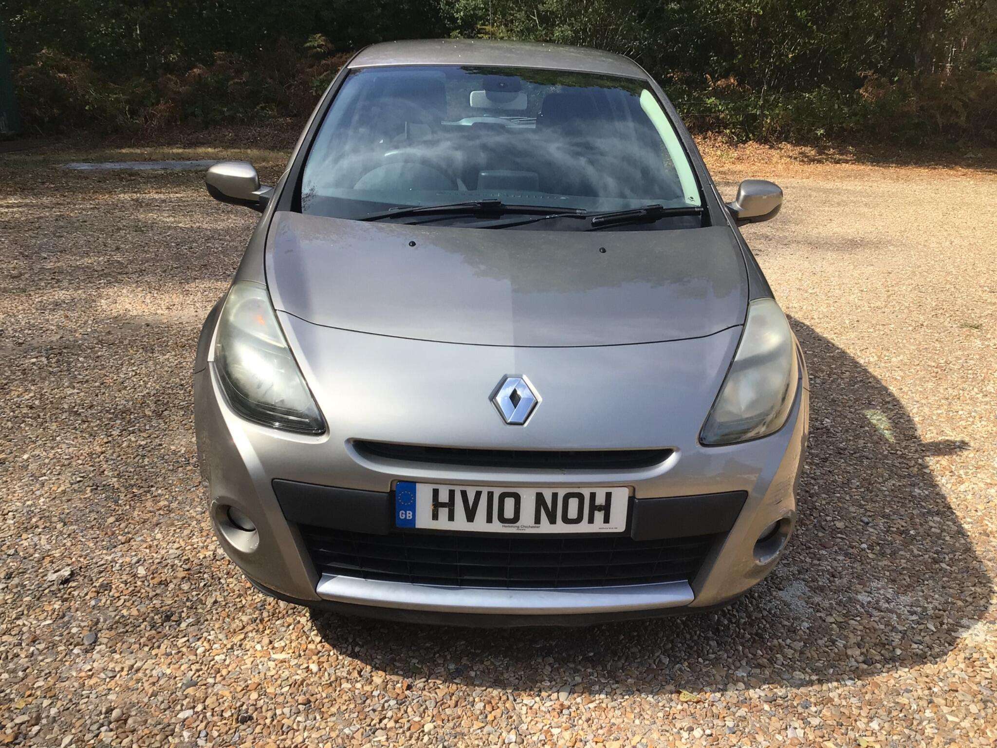 A 2010 RENAULT CLIO 1.5 dCi Dynamique Euro 4 5dr A 2010 RENAULT CLIO 1.5 dCi Dynamique Euro 4 5dr