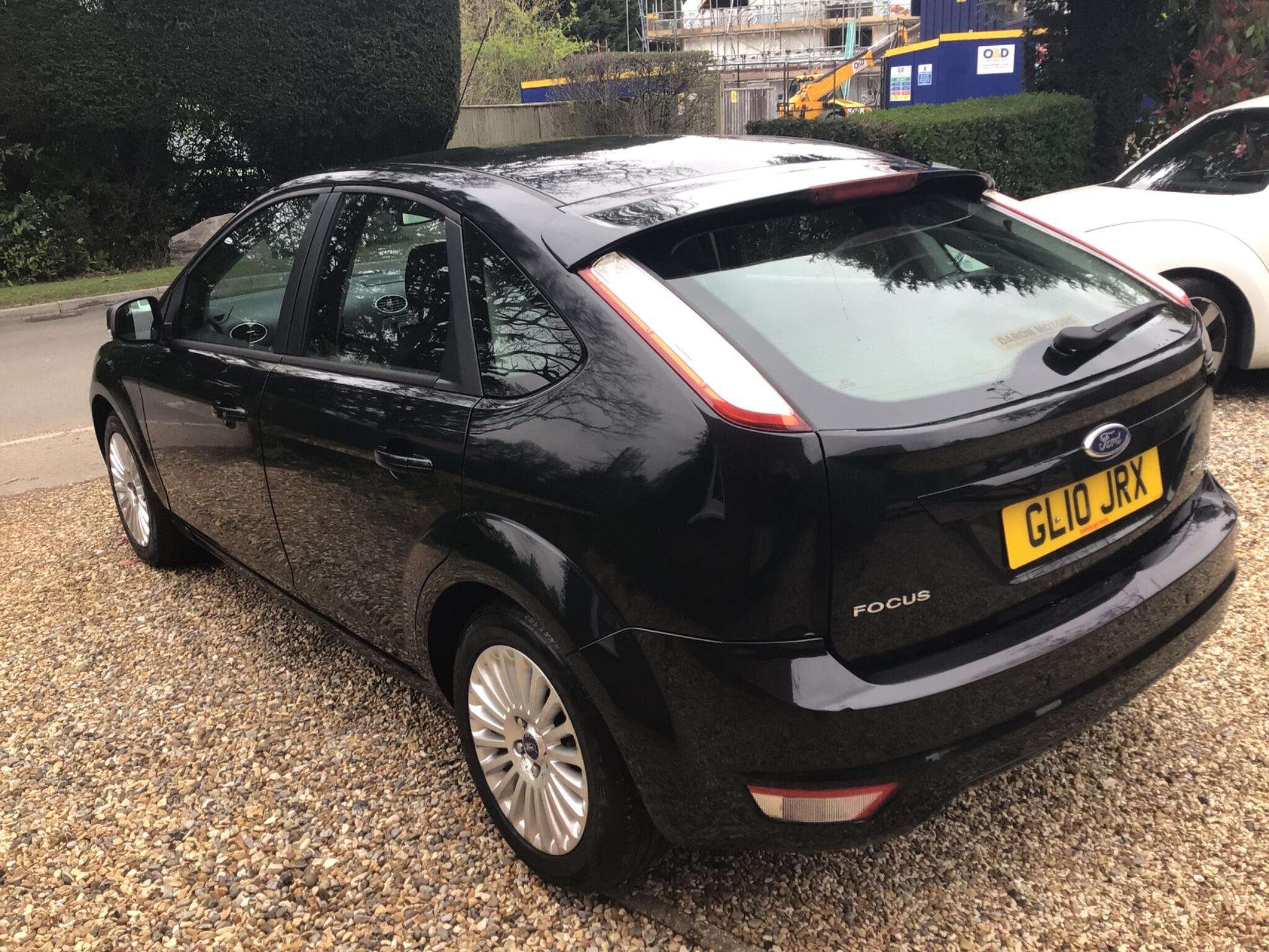 A 2010 FORD FOCUS 1.8 Titanium 5dr A 2010 FORD FOCUS 1.8 Titanium 5dr