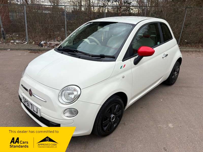 A 2012 FIAT 500 POP A 2012 FIAT 500 POP