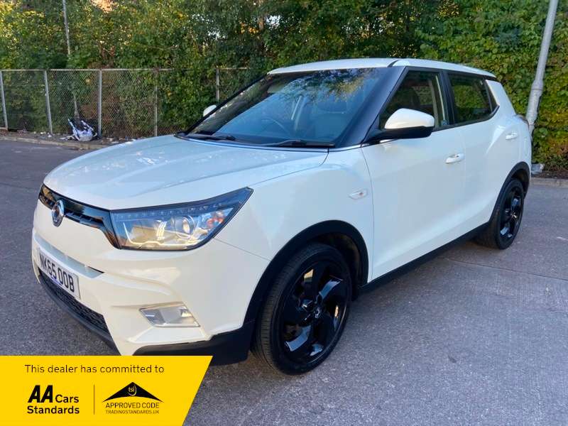 2015 SSANGYONG TIVOLI 2015 SSANGYONG TIVOLI