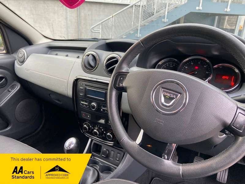 2015 DACIA DUSTER 2015 DACIA DUSTER