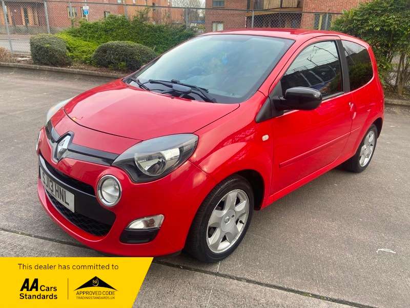 A 2013 RENAULT TWINGO 1.2 DYNAMIQUE 16v 3Dr A 2013 RENAULT TWINGO 1.2 DYNAMIQUE 16v 3Dr