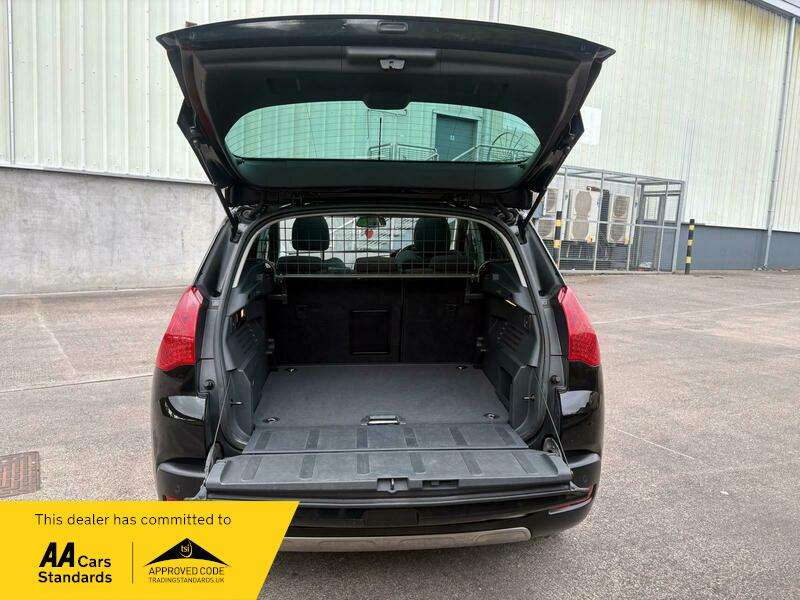2013 PEUGEOT 3008 2013 PEUGEOT 3008