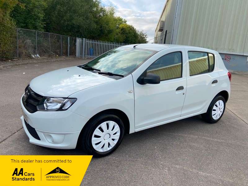 A 2015 DACIA SANDERO AMBIANCE 1.2 5DOOR A 2015 DACIA SANDERO AMBIANCE 1.2 5DOOR