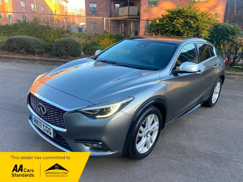 2017 INFINITI Q30 2017 INFINITI Q30