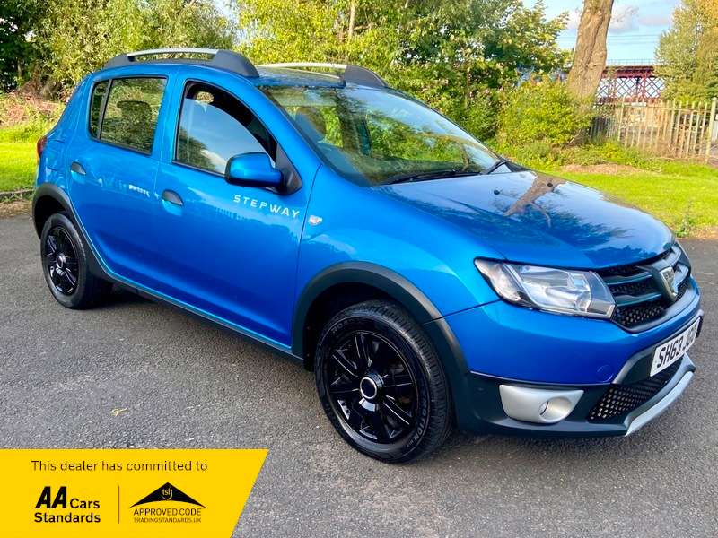 A 2013 DACIA SANDERO STEPWAY LAUREATE 1.5 DCI A 2013 DACIA SANDERO STEPWAY LAUREATE 1.5 DCI