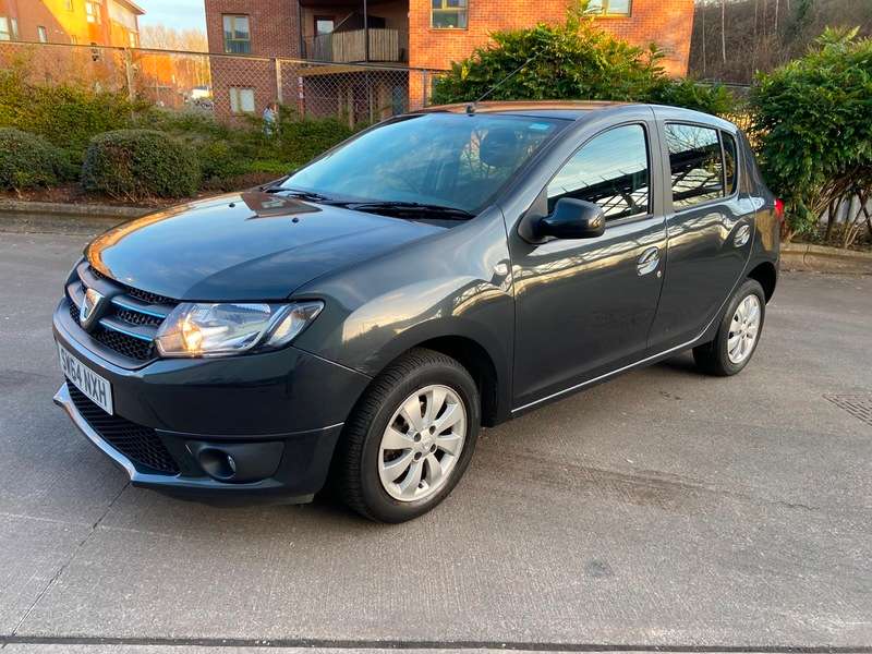 A 2014 DACIA SANDERO MIDNIGHT TCE A 2014 DACIA SANDERO MIDNIGHT TCE