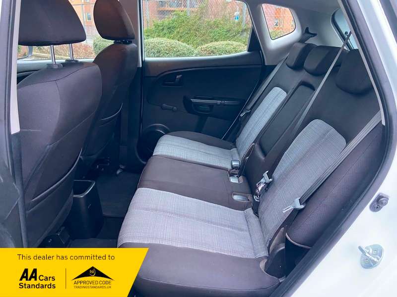 2014 KIA VENGA 2014 KIA VENGA