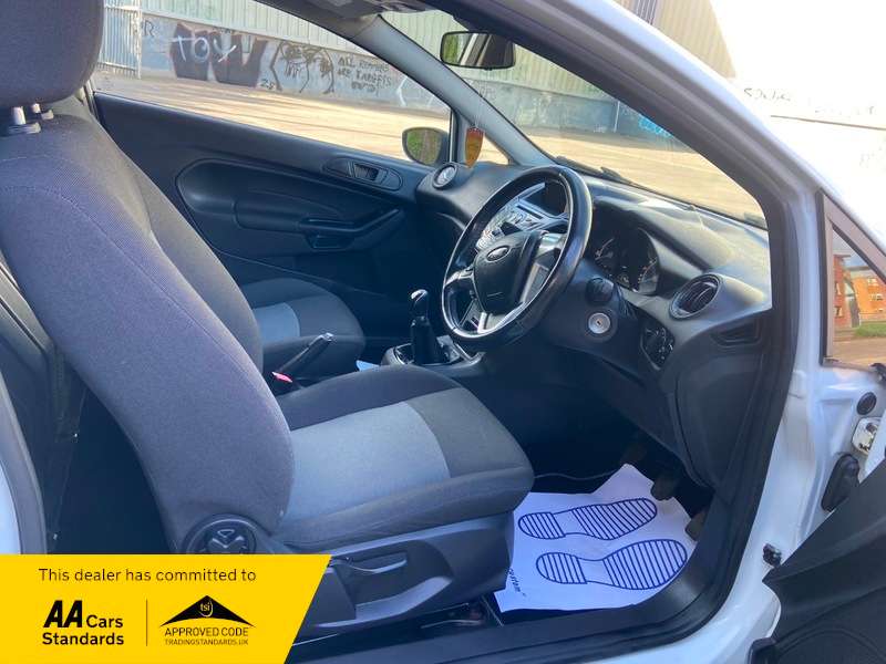 2015 FORD FIESTA 2015 FORD FIESTA