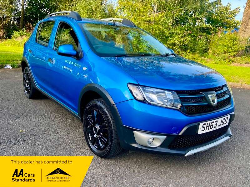 A 2013 DACIA SANDERO STEPWAY LAUREATE 1.5 DCI A 2013 DACIA SANDERO STEPWAY LAUREATE 1.5 DCI
