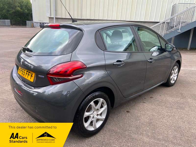 2015 PEUGEOT 208 2015 PEUGEOT 208