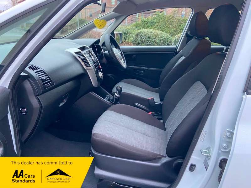 2014 KIA VENGA 2014 KIA VENGA