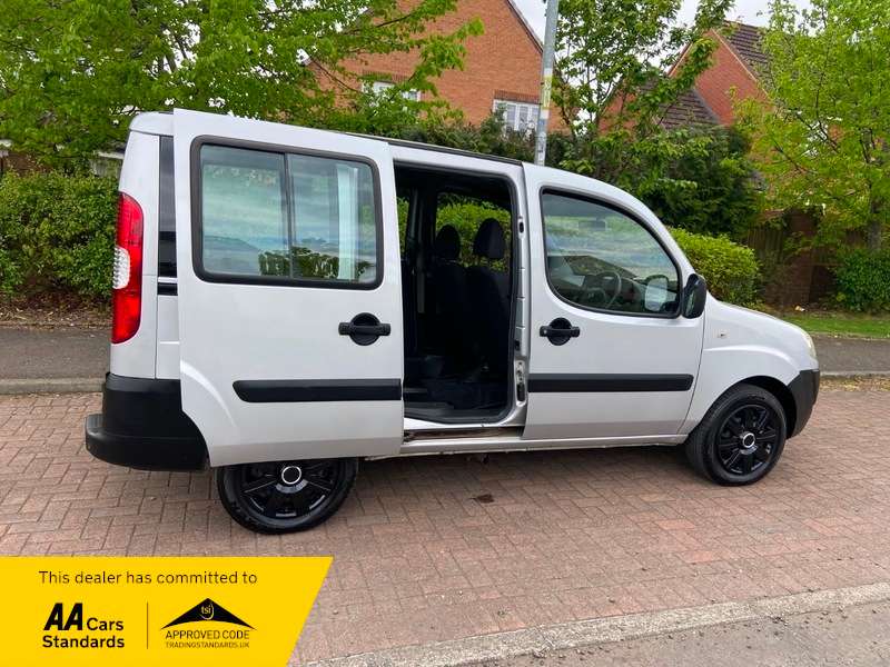 2010 FIAT DOBLO 2010 FIAT DOBLO