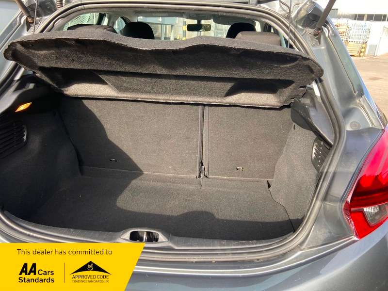 2016 PEUGEOT 208 2016 PEUGEOT 208