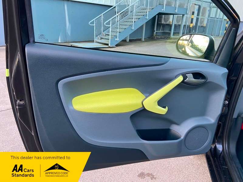 2010 FORD KA 2010 FORD KA