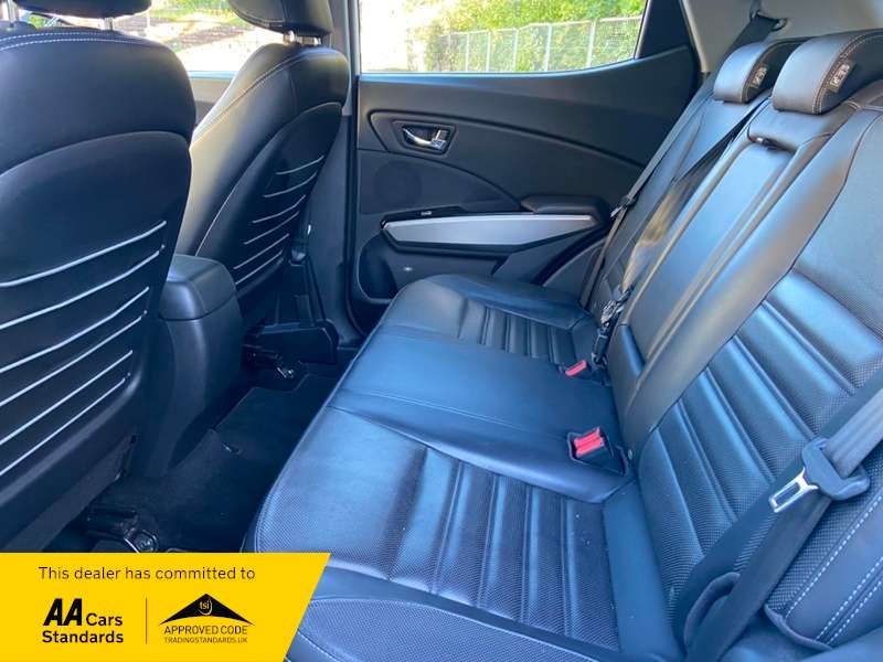 2015 SSANGYONG TIVOLI 2015 SSANGYONG TIVOLI