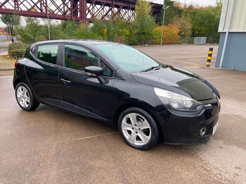 A 2014 RENAULT CLIO EXPRESSION PLUS 16V A 2014 RENAULT CLIO EXPRESSION PLUS 16V