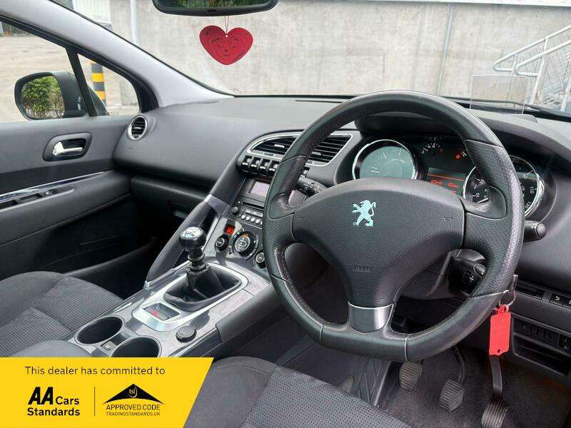 2013 PEUGEOT 3008 2013 PEUGEOT 3008