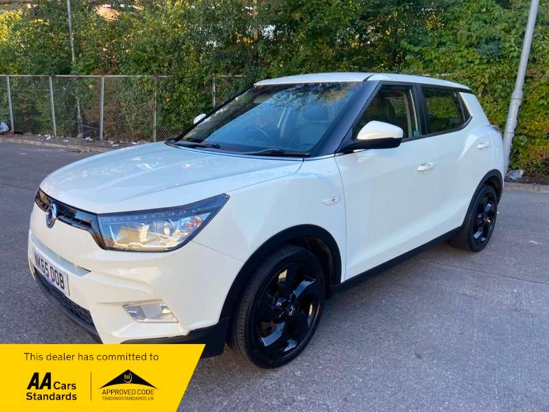 2015 SSANGYONG TIVOLI 2015 SSANGYONG TIVOLI