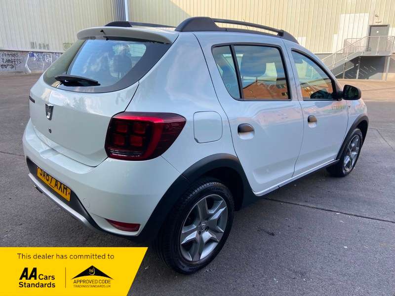 2017 DACIA SANDERO 2017 DACIA SANDERO