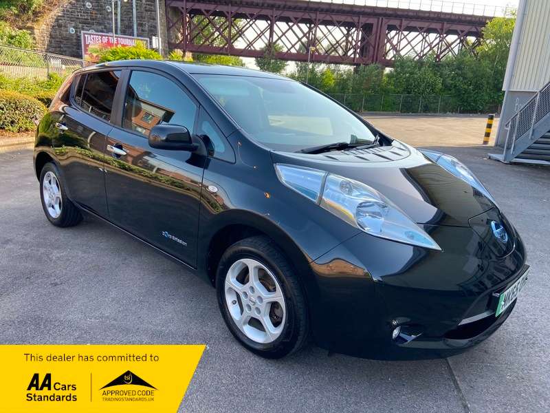 A 2015 NISSAN LEAF ACENTA AUTO A 2015 NISSAN LEAF ACENTA AUTO