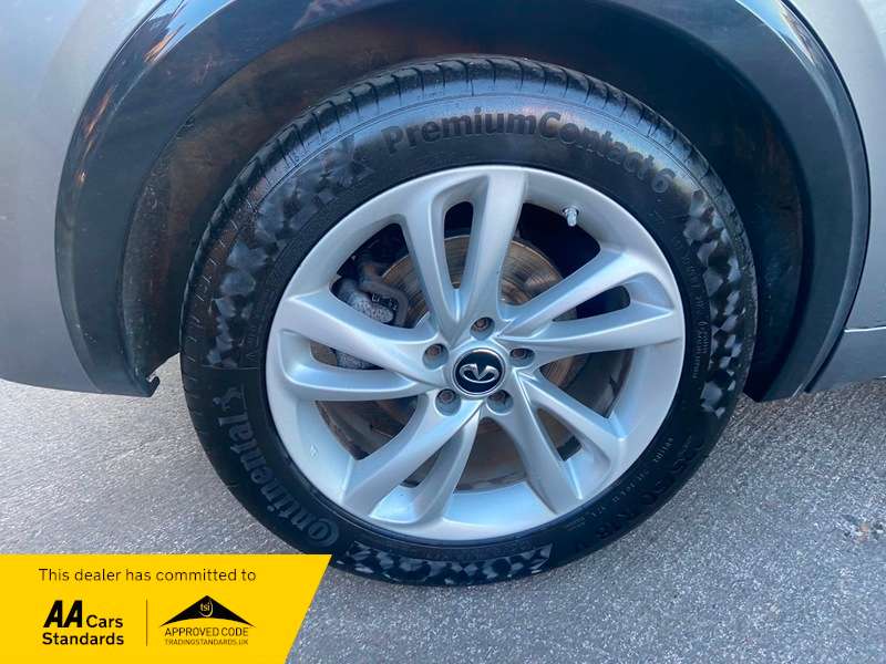 2017 INFINITI Q30 2017 INFINITI Q30