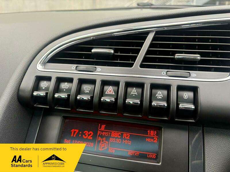 2013 PEUGEOT 3008 2013 PEUGEOT 3008