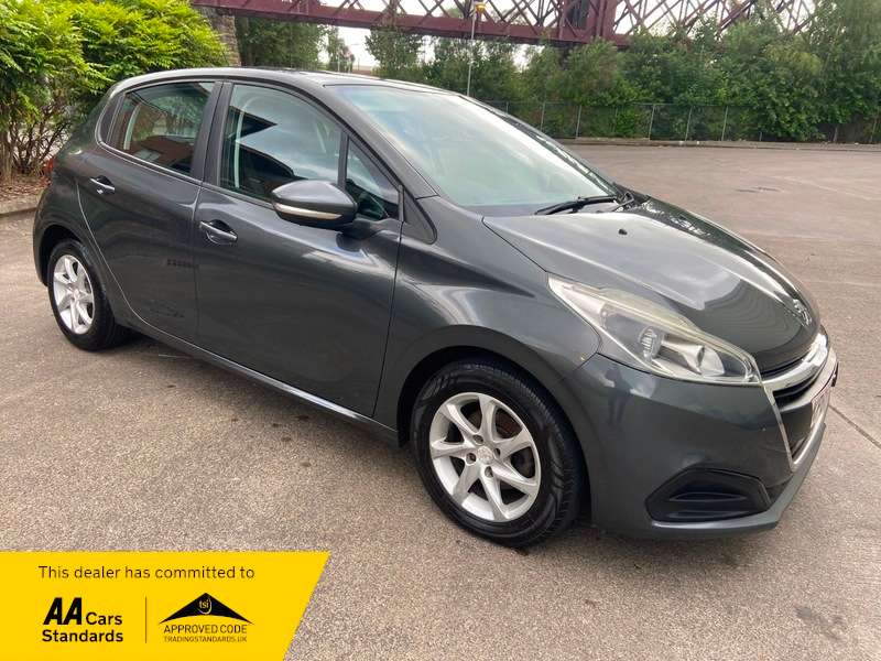 A 2015 PEUGEOT 208 BLUE HDI 1.6 ACTIVE 5Dr A 2015 PEUGEOT 208 BLUE HDI 1.6 ACTIVE 5Dr