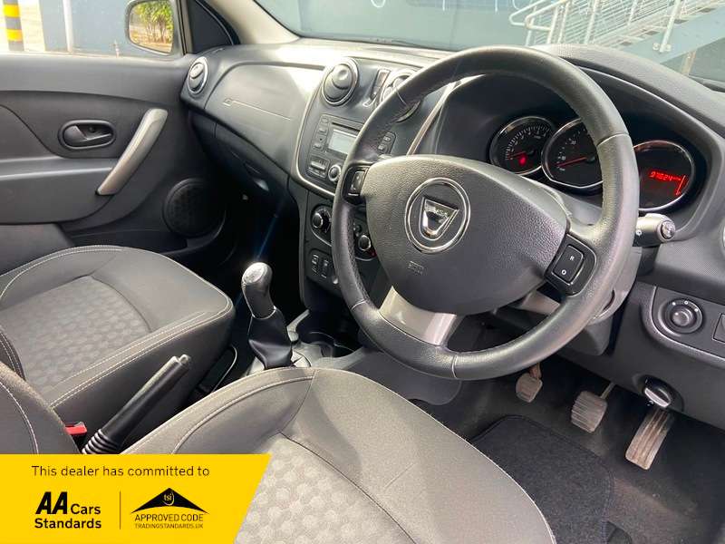2013 DACIA SANDERO 2013 DACIA SANDERO