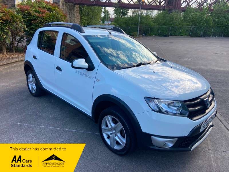A 2015 DACIA SANDERO STEPWAY AMBIANCE TCE A 2015 DACIA SANDERO STEPWAY AMBIANCE TCE