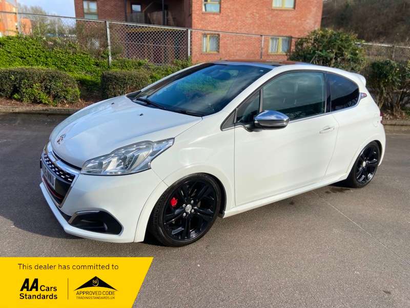 2015 PEUGEOT 208 2015 PEUGEOT 208