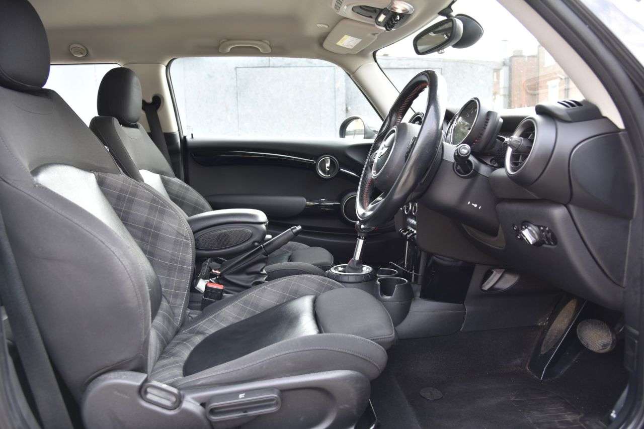 2015 MINI HATCH 2015 MINI HATCH