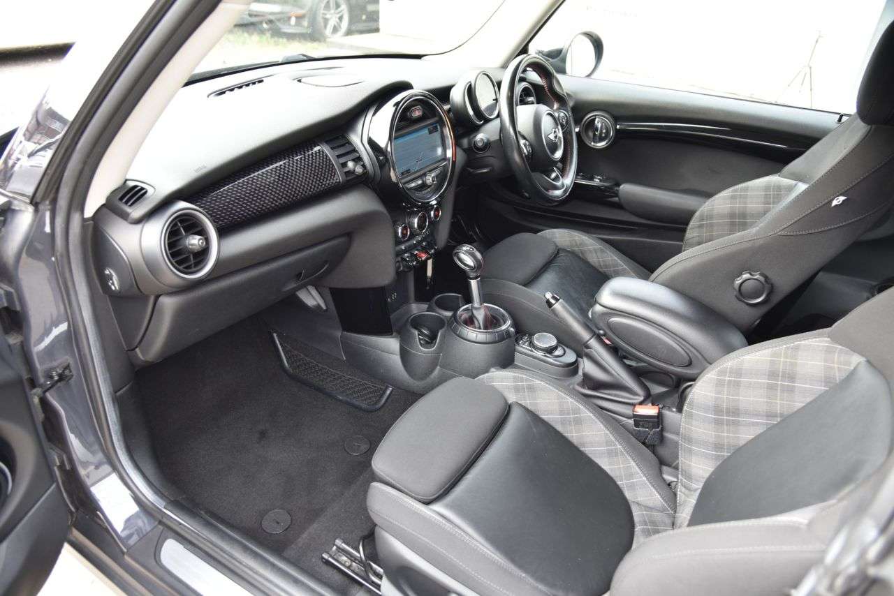 2015 MINI HATCH 2015 MINI HATCH