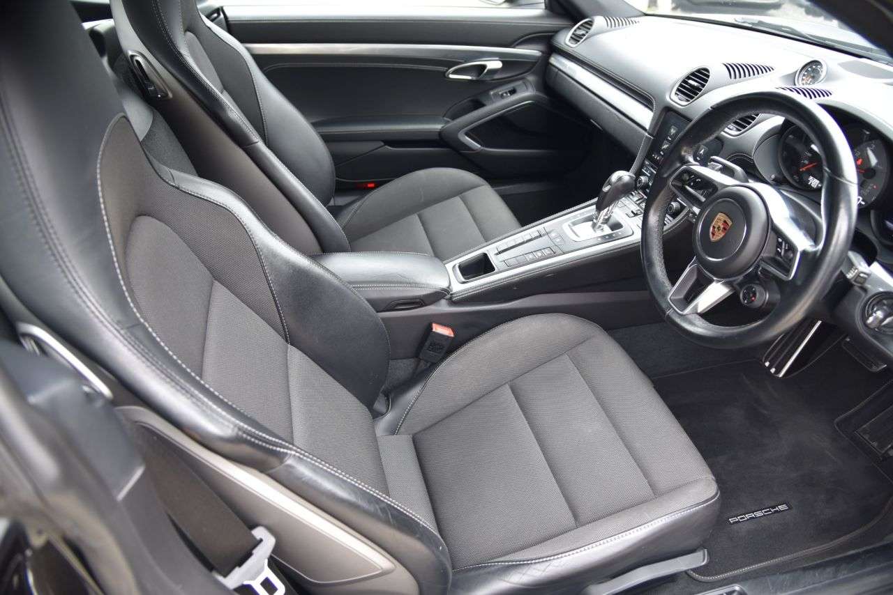 2017 PORSCHE 718 CAYMAN 2017 PORSCHE 718 CAYMAN