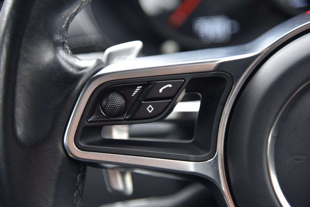 2017 PORSCHE 718 CAYMAN 2017 PORSCHE 718 CAYMAN