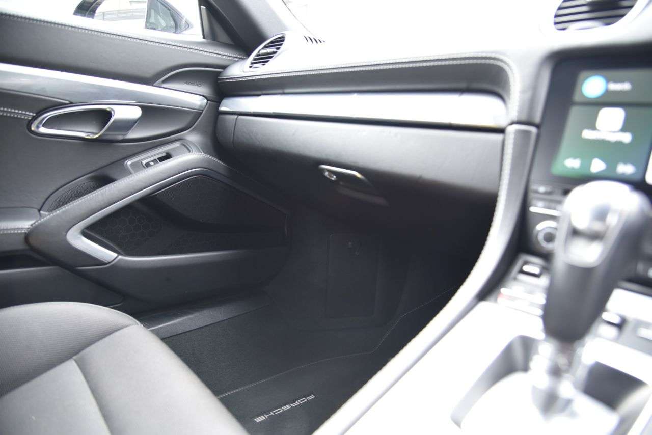 2017 PORSCHE 718 CAYMAN 2017 PORSCHE 718 CAYMAN