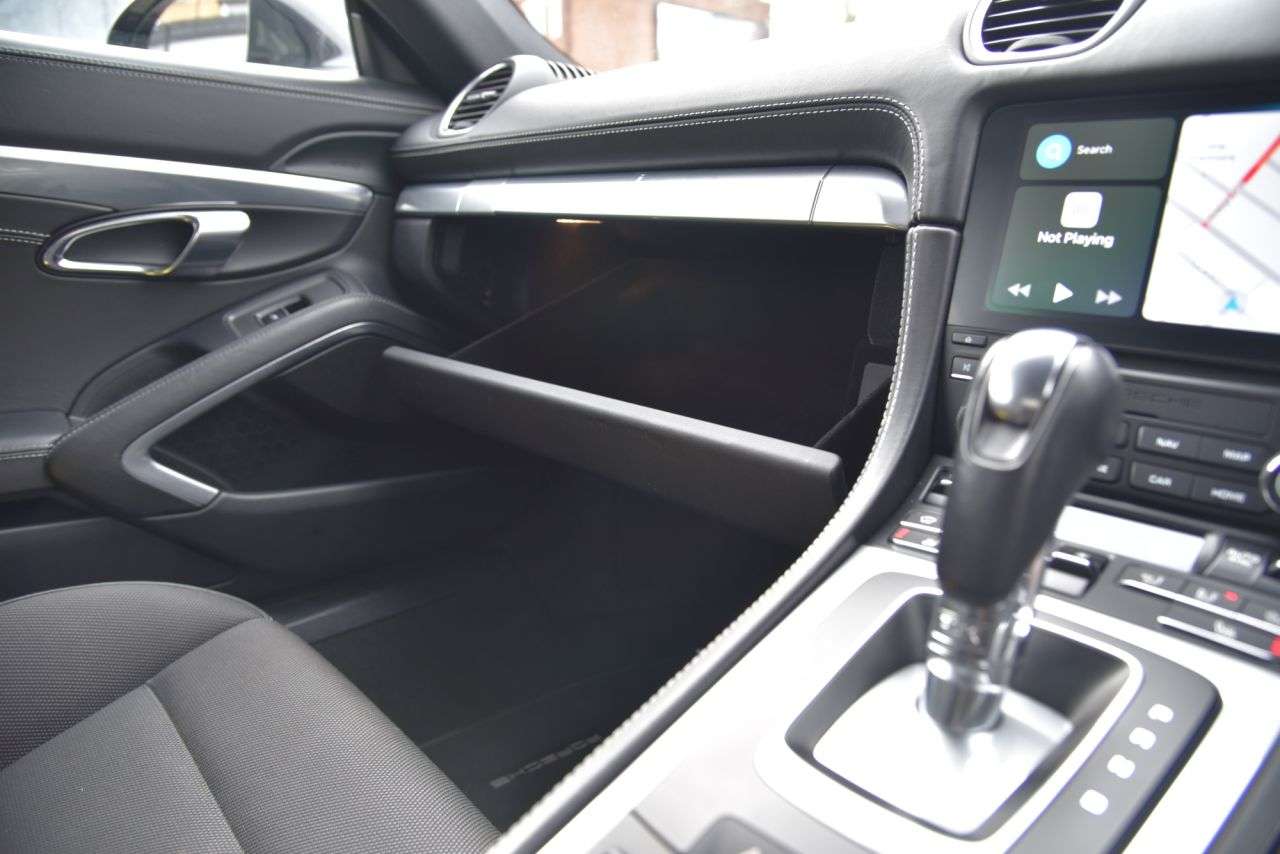 2017 PORSCHE 718 CAYMAN 2017 PORSCHE 718 CAYMAN