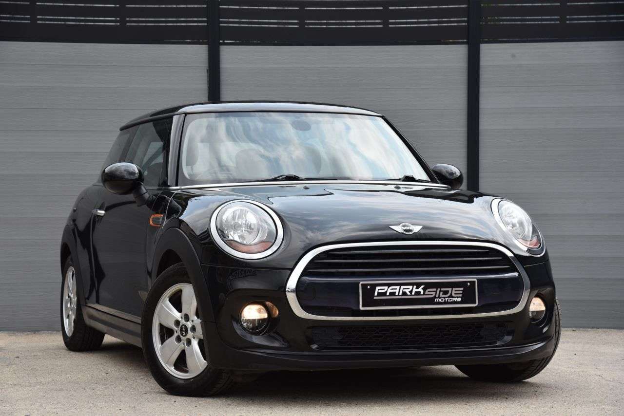A 2016 MINI HATCH 1.5 Cooper D Hatchback 3dr Diesel Manual Euro 6 (s/s) (116 ps) DAB | BLUETO A 2016 MINI HATCH 1.5 Cooper D Hatchback 3dr Diesel Manual Euro 6 (s/s) (116 ps) DAB | BLUETO