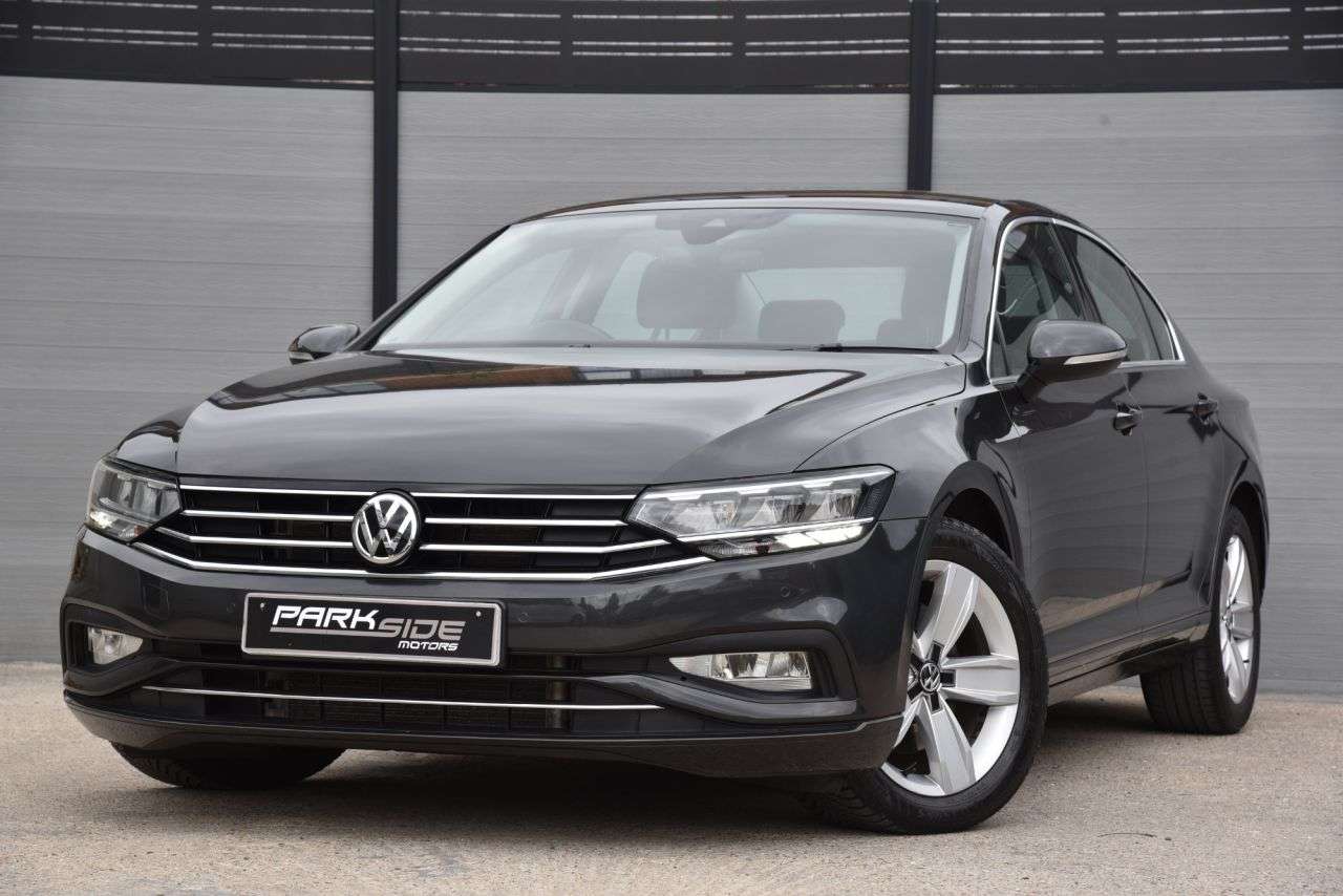 A 2020 VOLKSWAGEN PASSAT 1.6 TDI SE Saloon 4dr Diesel DSG Euro 6 (s/s) (120 ps) DSG |PARK ASSIST | 1 A 2020 VOLKSWAGEN PASSAT 1.6 TDI SE Saloon 4dr Diesel DSG Euro 6 (s/s) (120 ps) DSG |PARK ASSIST | 1