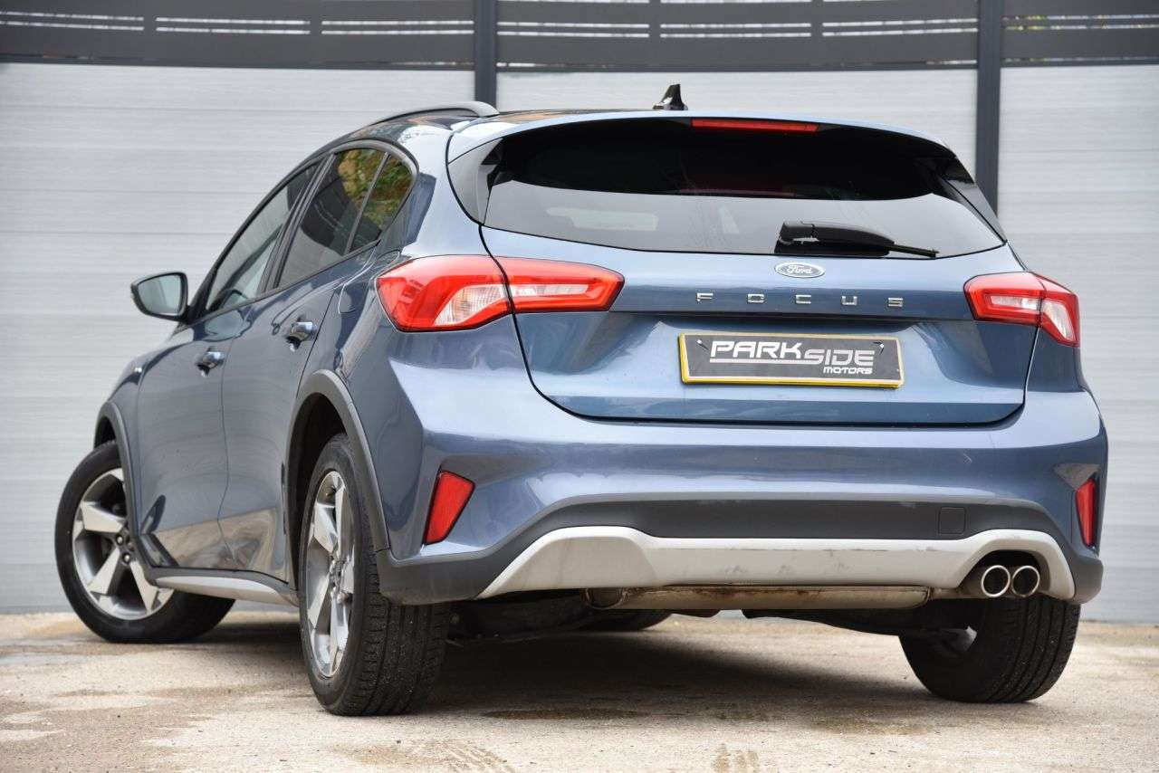 A 2019 FORD FOCUS 1.0T EcoBoost Active Hatchback 5dr Petrol Manual Euro 6 (s/s) (125 ps) BLUE A 2019 FORD FOCUS 1.0T EcoBoost Active Hatchback 5dr Petrol Manual Euro 6 (s/s) (125 ps) BLUE