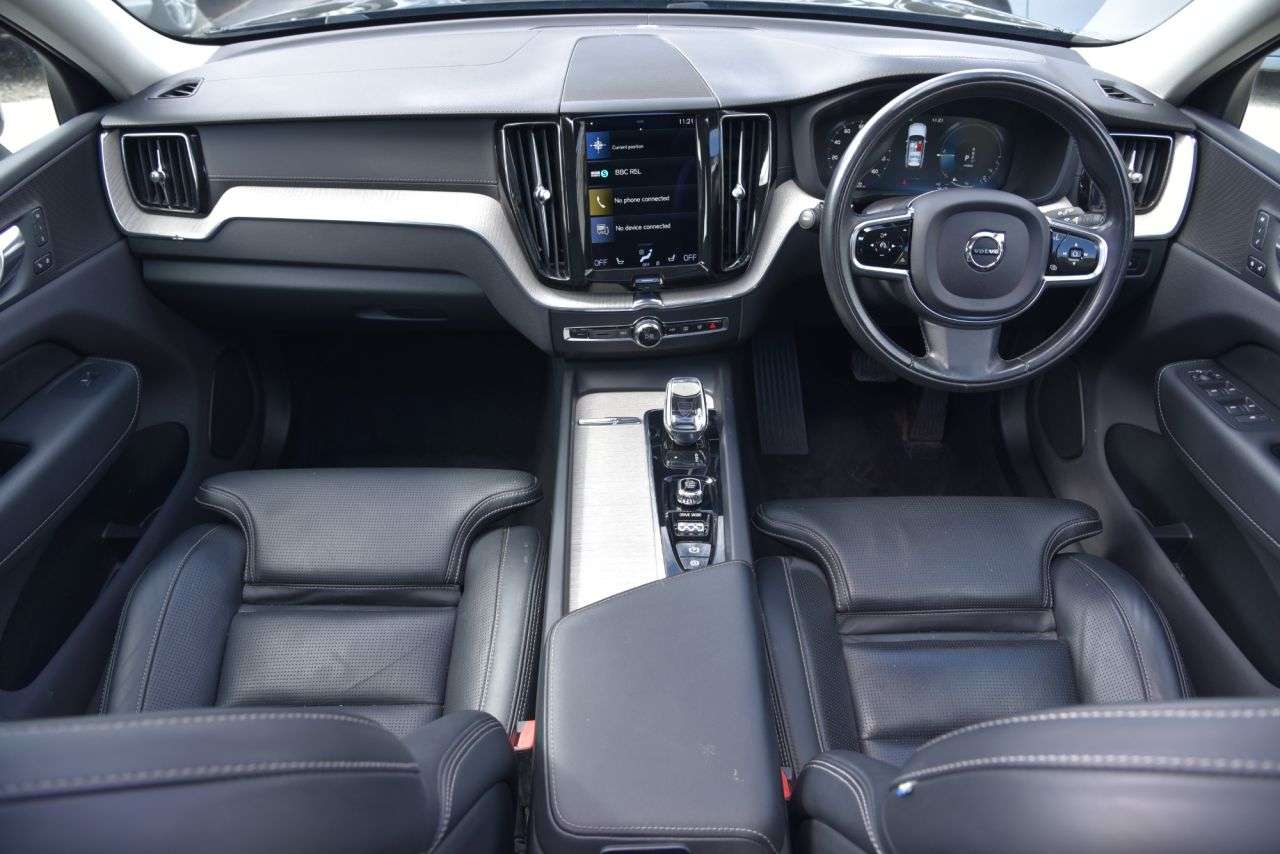 2021 VOLVO XC60 2021 VOLVO XC60