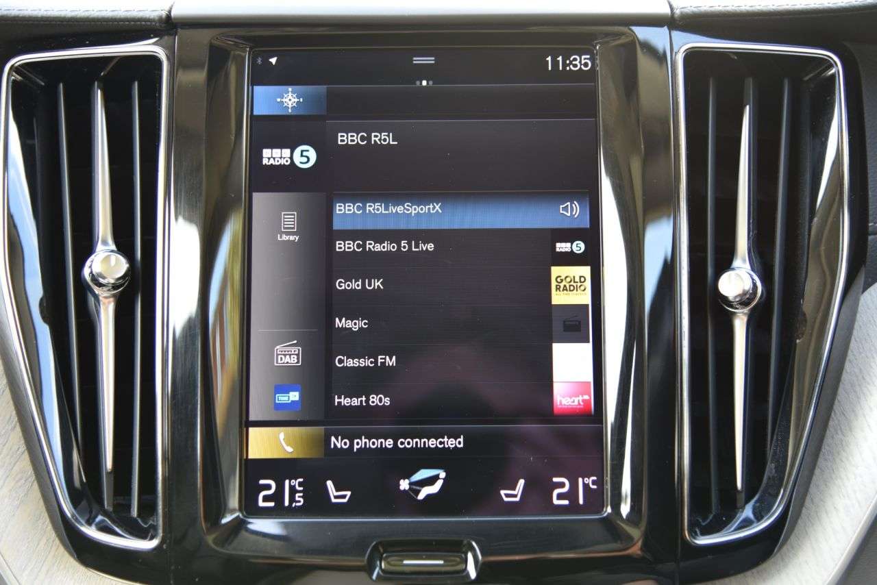 2021 VOLVO XC60 2021 VOLVO XC60