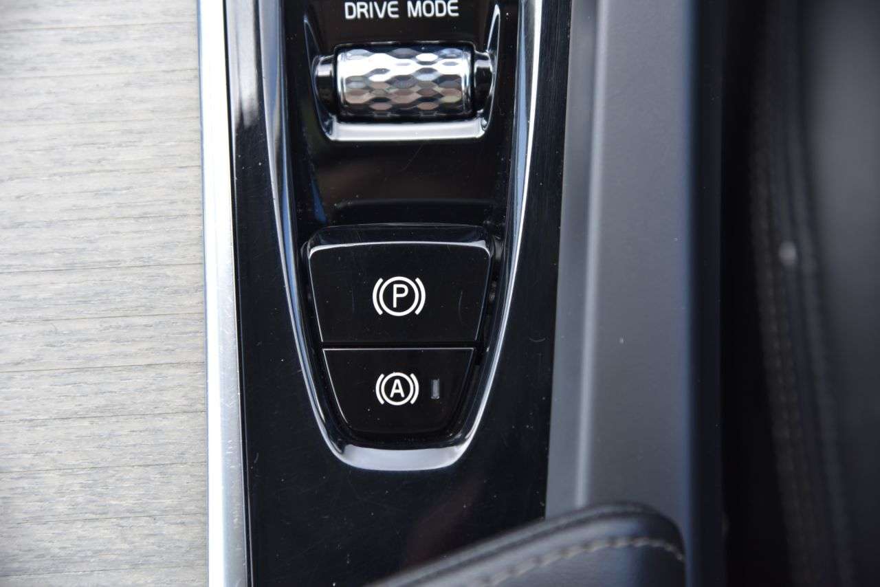 2021 VOLVO XC60 2021 VOLVO XC60