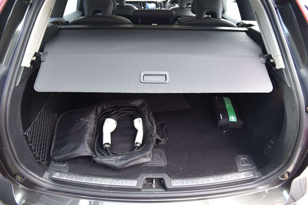 2021 VOLVO XC60 2021 VOLVO XC60