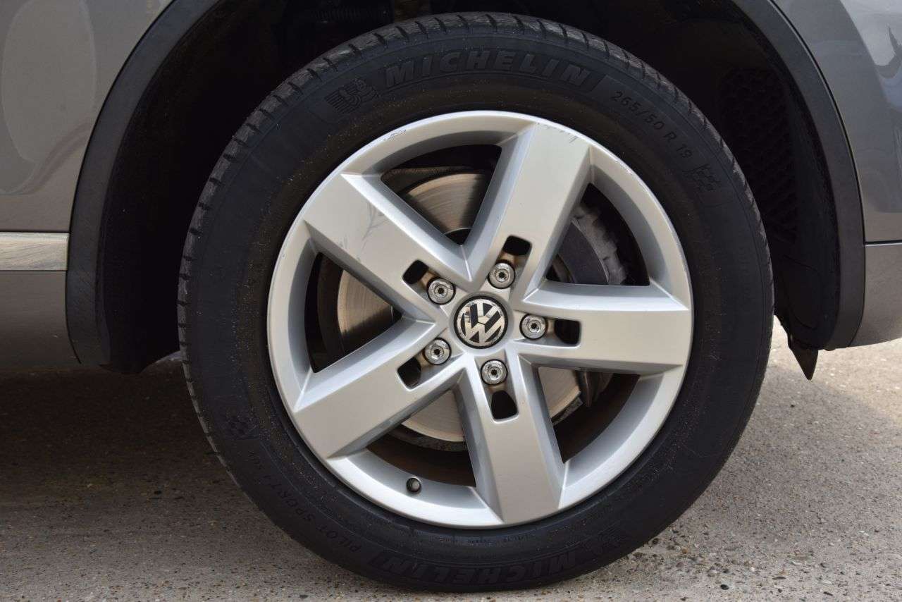 2013 VOLKSWAGEN TOUAREG 2013 VOLKSWAGEN TOUAREG