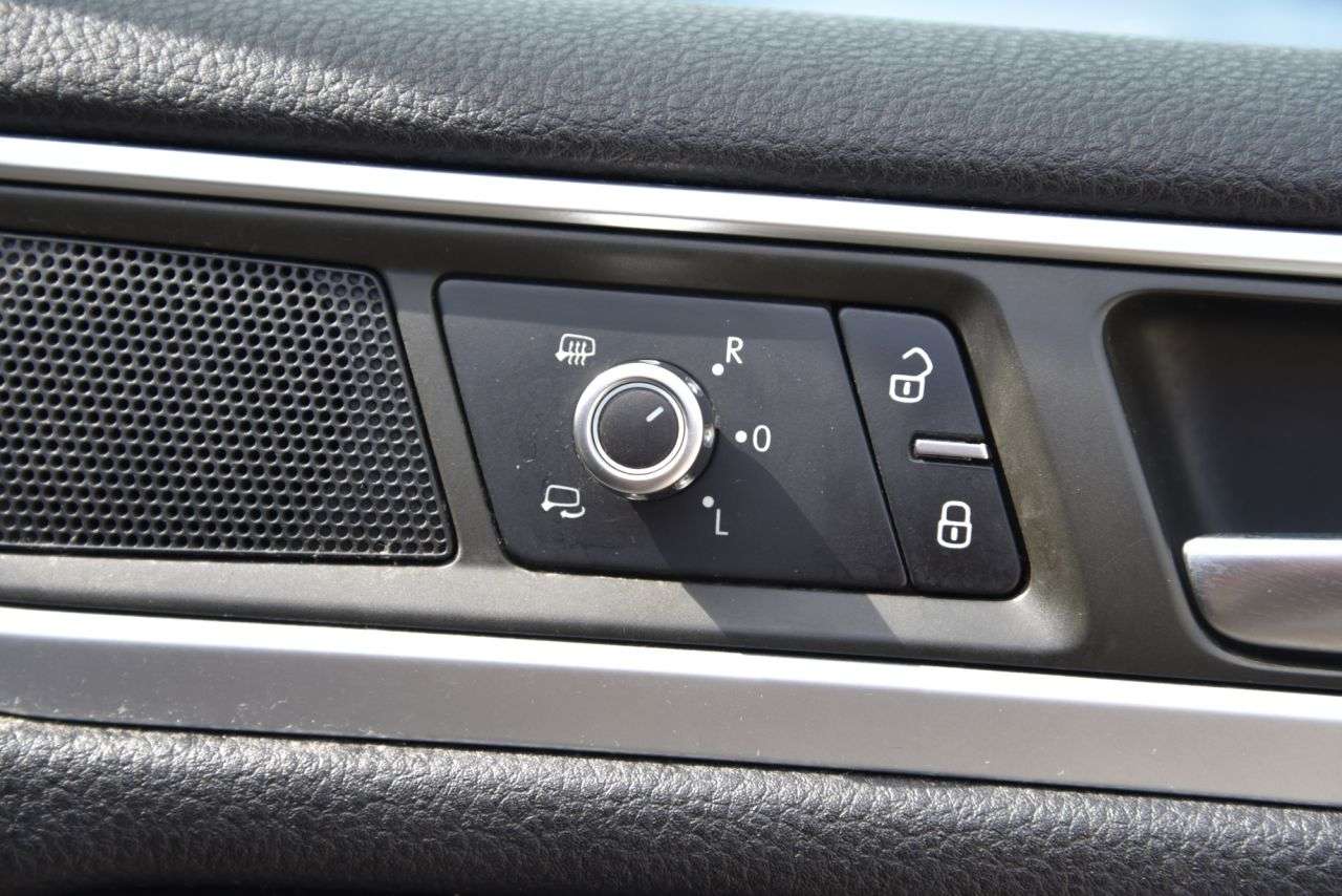 2013 VOLKSWAGEN TOUAREG 2013 VOLKSWAGEN TOUAREG