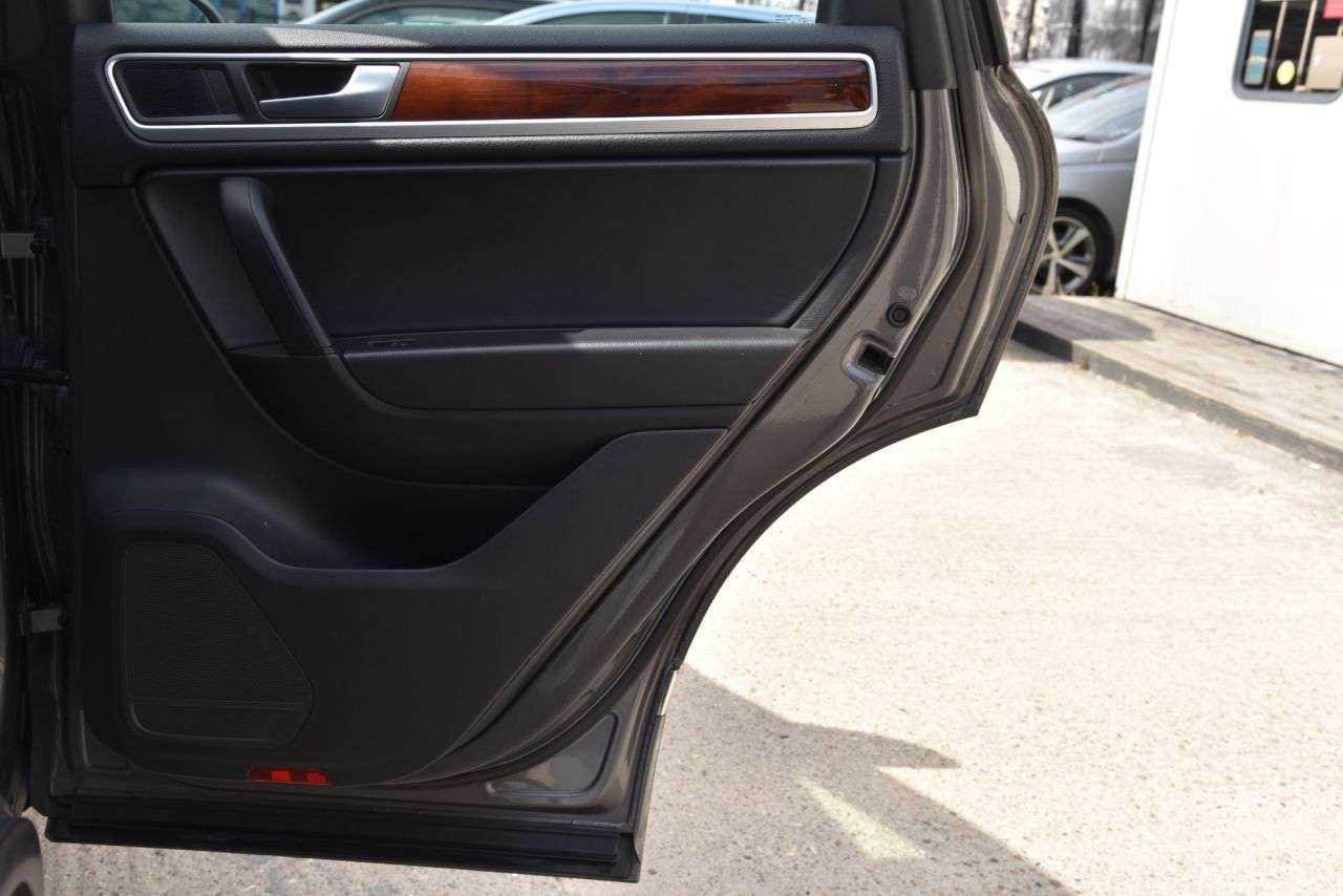 2013 VOLKSWAGEN TOUAREG 2013 VOLKSWAGEN TOUAREG